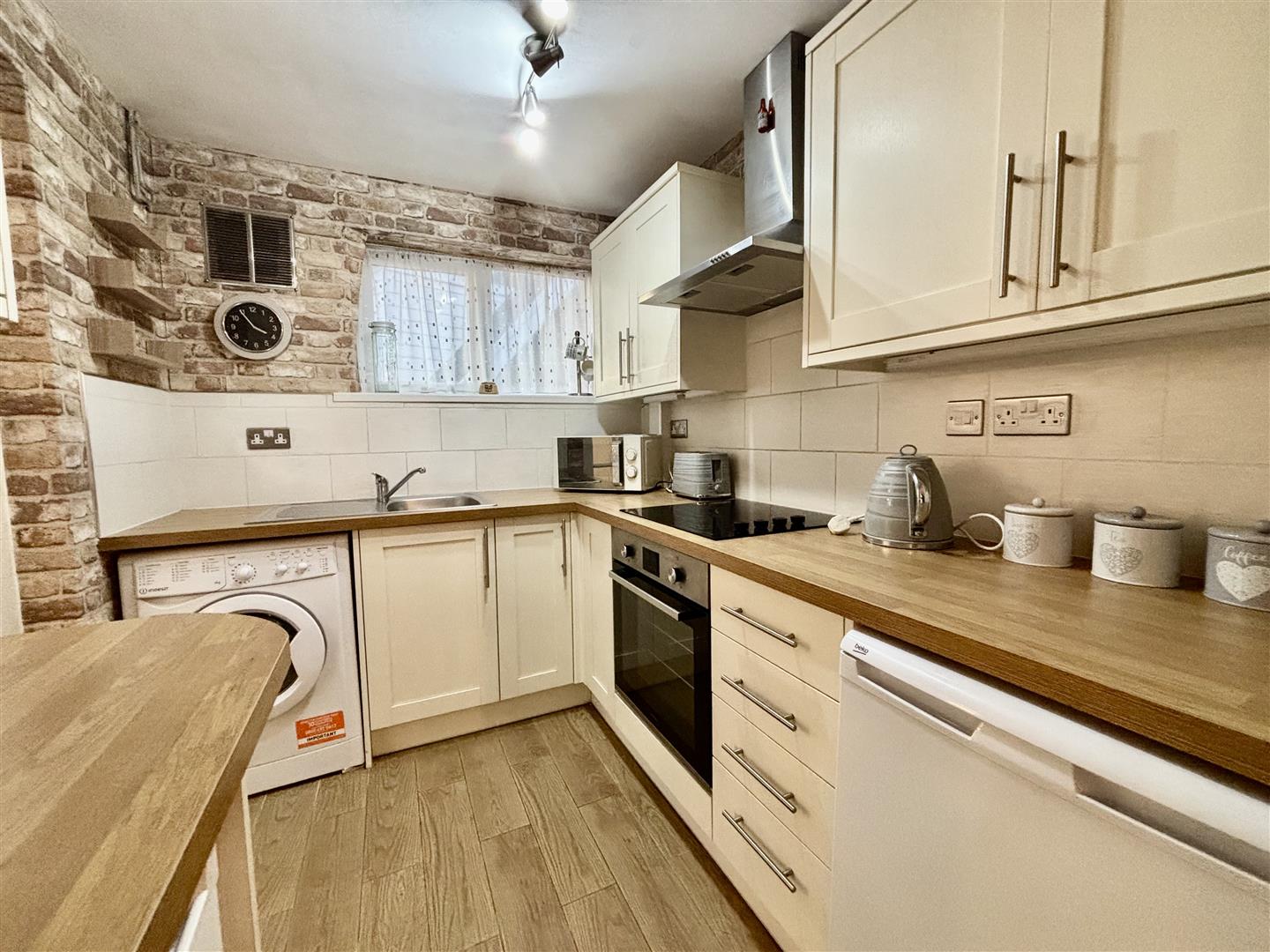 Howells Road, Dunvant, Swansea, SA2 7RR